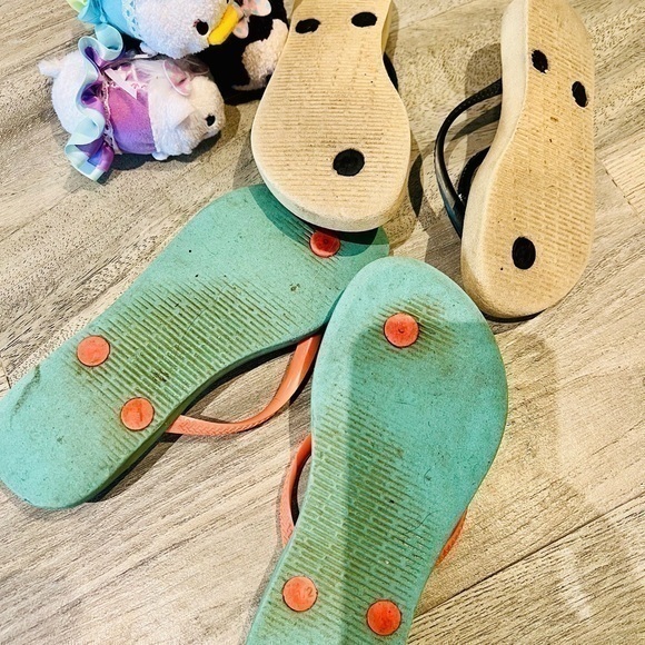 Havaianas Two Pair - popcorn and Minnie Watermelon - Picture 7 of 8